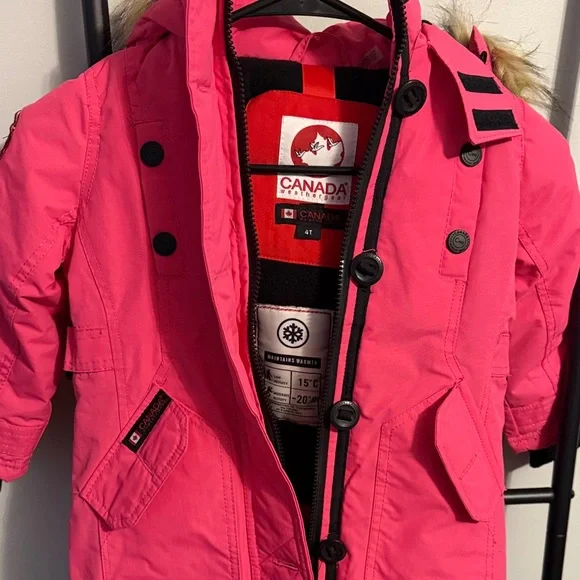 Stylish Pink Kids Puffer Coat with Faux Fur Hood - Picture 5 of 6